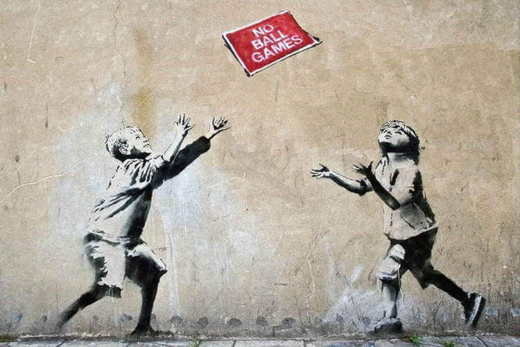 Banksy grafika zakaz gry w piłkę